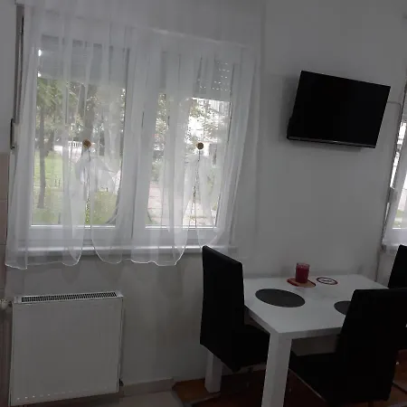 Apartman Luna 公寓 *